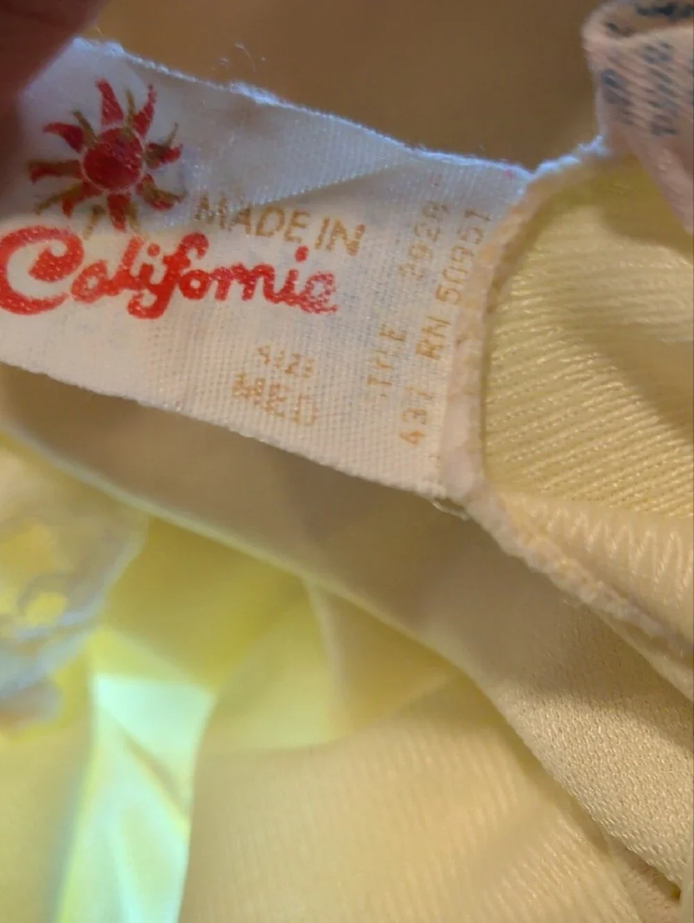 Vintage Pandora By Chic Babydoll Chemise Top Camisole Yellow Lace -Trim SZ M MCM